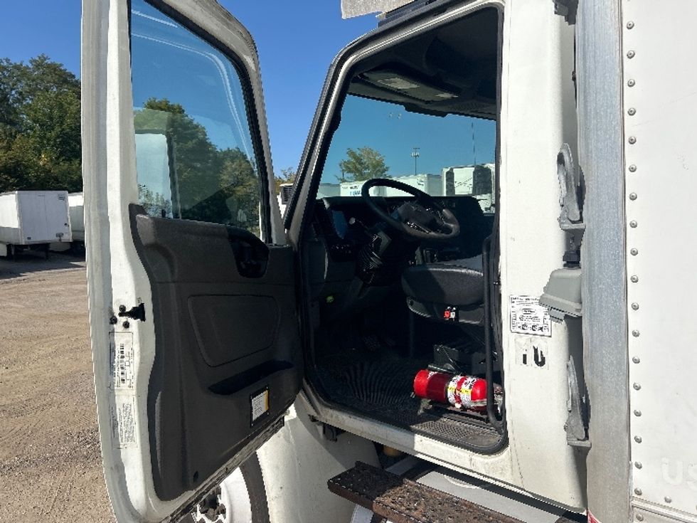 Refrigerated Truck-Light and Medium Duty Trucks-International-2020-MV607-Melrose Park-IL-324,098\n\t\tmiles-$ 26,000 - Image 16