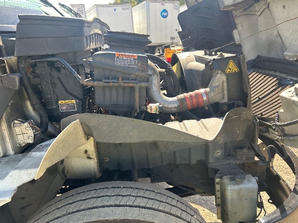 Refrigerated Truck-Light and Medium Duty Trucks-International-2020-MV607-Melrose Park-IL-324,098\n\t\tmiles-$ 26,000 - Image 23