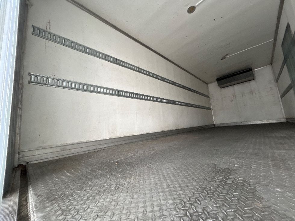 Refrigerated Truck-Light and Medium Duty Trucks-International-2020-MV607-Memphis-TN-105,933\n\t\tmiles-$ 46,250 - Image 10