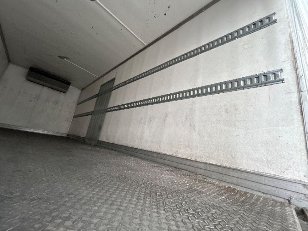 Refrigerated Truck-Light and Medium Duty Trucks-International-2020-MV607-Memphis-TN-105,933\n\t\tmiles-$ 46,250 - Image 11