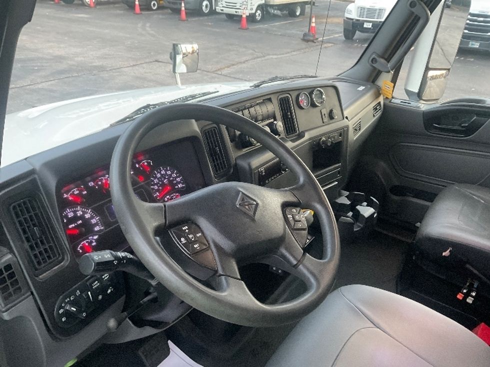 Refrigerated Truck-Light and Medium Duty Trucks-International-2020-MV607-Memphis-TN-105,933\n\t\tmiles-$ 46,250 - Image 16