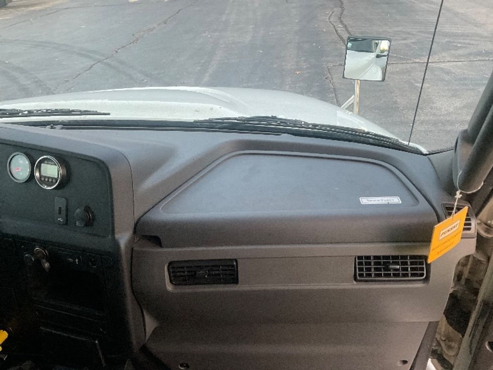 Refrigerated Truck-Light and Medium Duty Trucks-International-2020-MV607-Memphis-TN-105,933\n\t\tmiles-$ 46,250 - Image 20