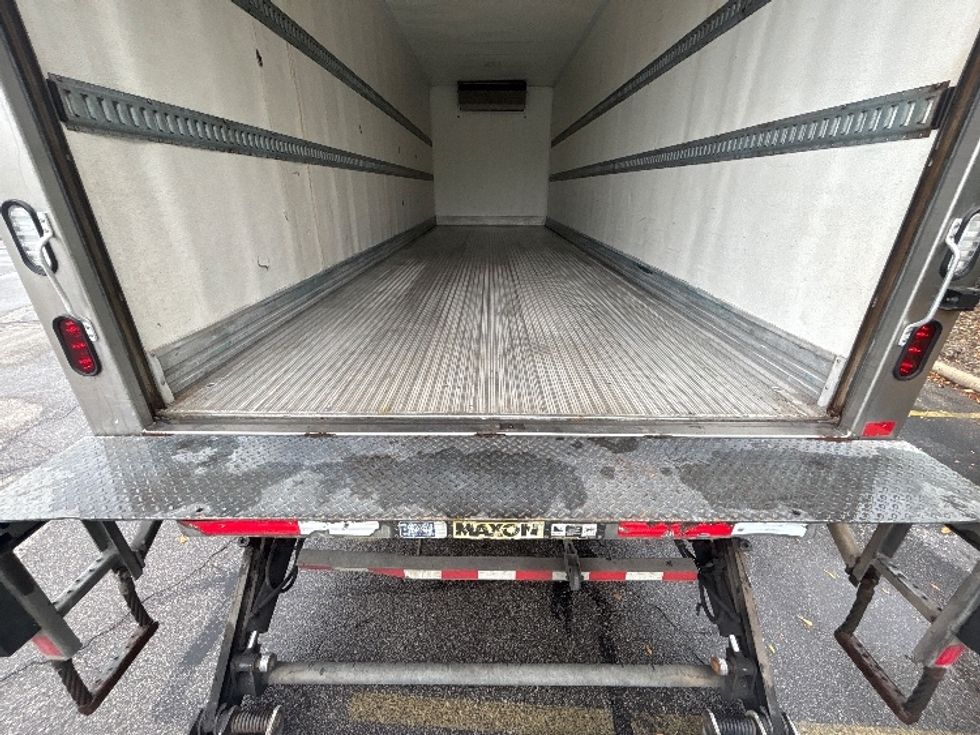 Refrigerated Truck-Light and Medium Duty Trucks-International-2020-MV607-Middlefield-OH-232,530\n\t\tmiles-$ 53,250 - Image 10