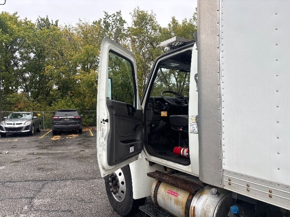 Refrigerated Truck-Light and Medium Duty Trucks-International-2020-MV607-Middlefield-OH-232,530\n\t\tmiles-$ 53,250 - Image 16
