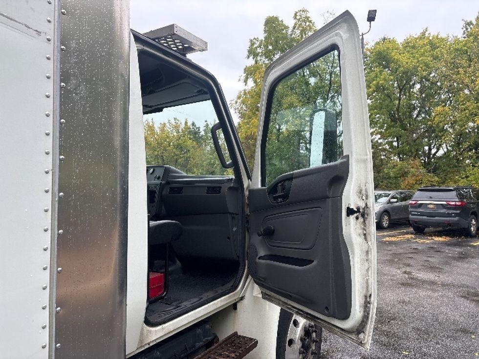 Refrigerated Truck-Light and Medium Duty Trucks-International-2020-MV607-Middlefield-OH-232,530\n\t\tmiles-$ 53,250 - Image 20