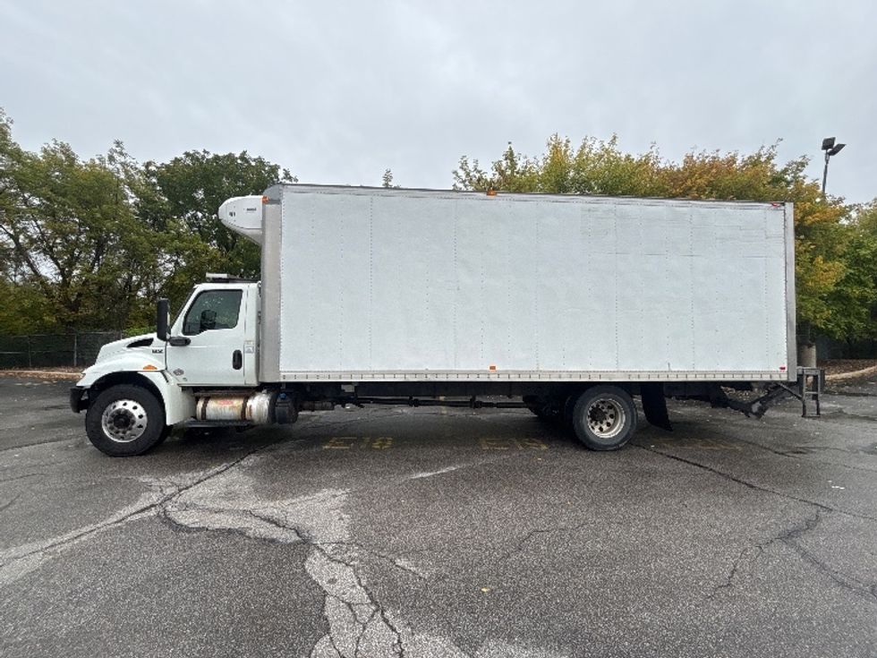 Refrigerated Truck-Light and Medium Duty Trucks-International-2020-MV607-Middlefield-OH-232,530\n\t\tmiles-$ 53,250 - Image 4