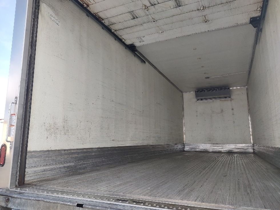 Refrigerated Truck-Light and Medium Duty Trucks-International-2020-MV607-Mississauga-ON-115,866\n\t\tkm-$ 83,000 - Image 11