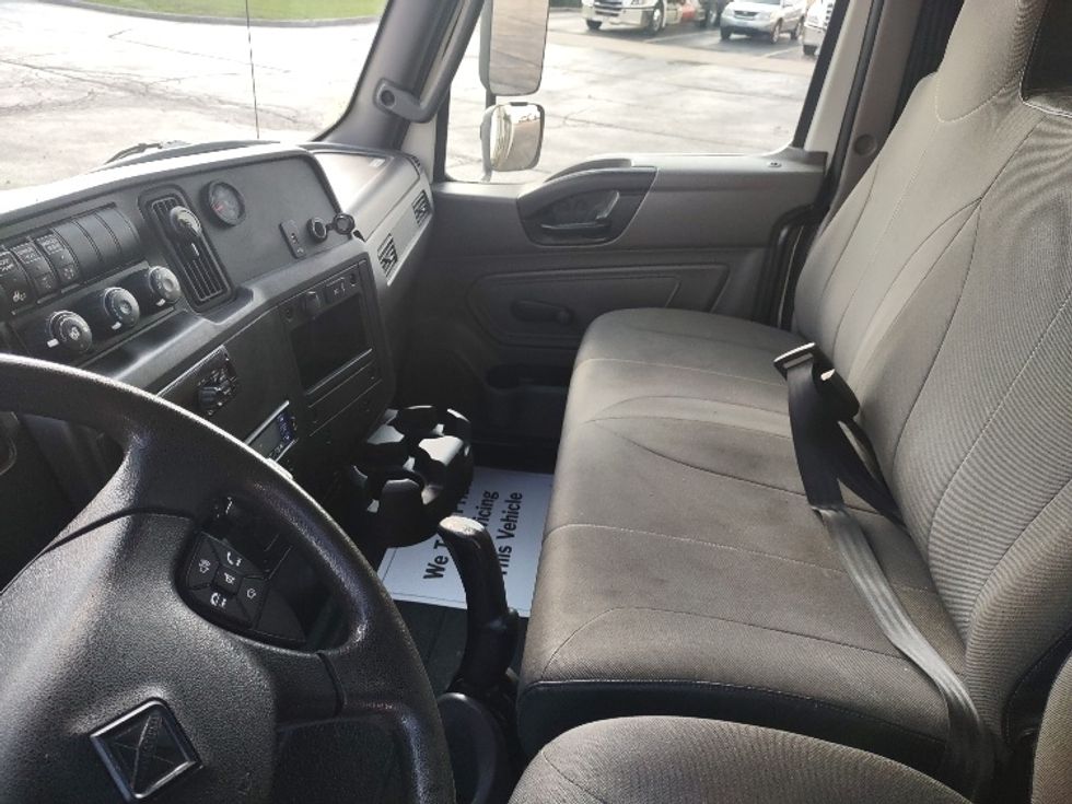 Refrigerated Truck-Light and Medium Duty Trucks-International-2020-MV607-Mississauga-ON-115,866\n\t\tkm-$ 83,000 - Image 19