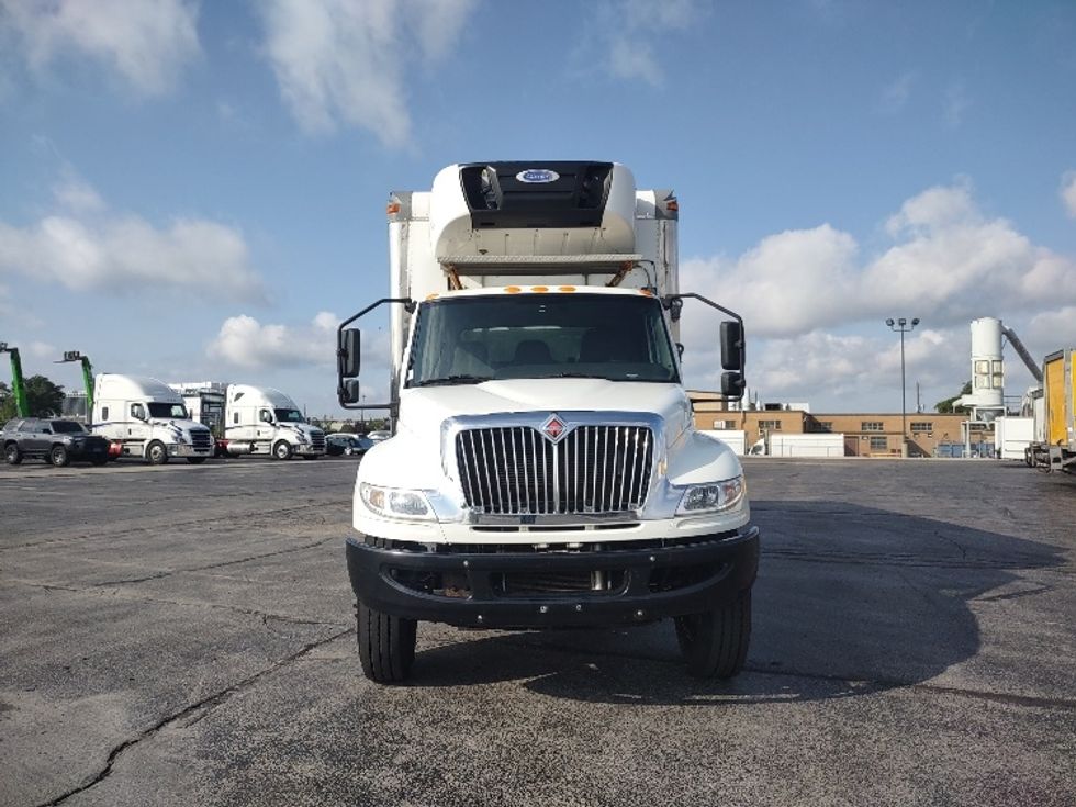 Refrigerated Truck-Light and Medium Duty Trucks-International-2020-MV607-Mississauga-ON-115,866\n\t\tkm-$ 83,000 - Image 2