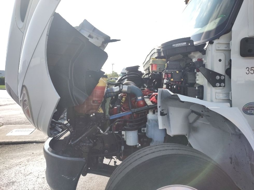 Refrigerated Truck-Light and Medium Duty Trucks-International-2020-MV607-Mississauga-ON-115,866\n\t\tkm-$ 83,000 - Image 24