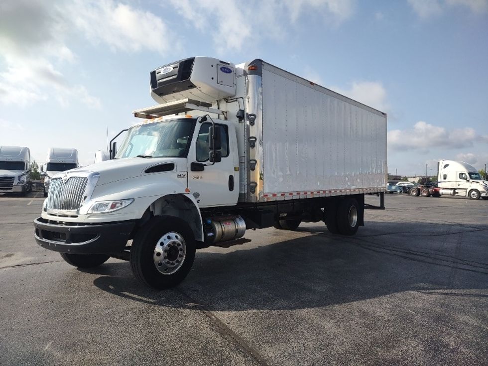 Refrigerated Truck-Light and Medium Duty Trucks-International-2020-MV607-Mississauga-ON-115,866\n\t\tkm-$ 83,000 - Image 3