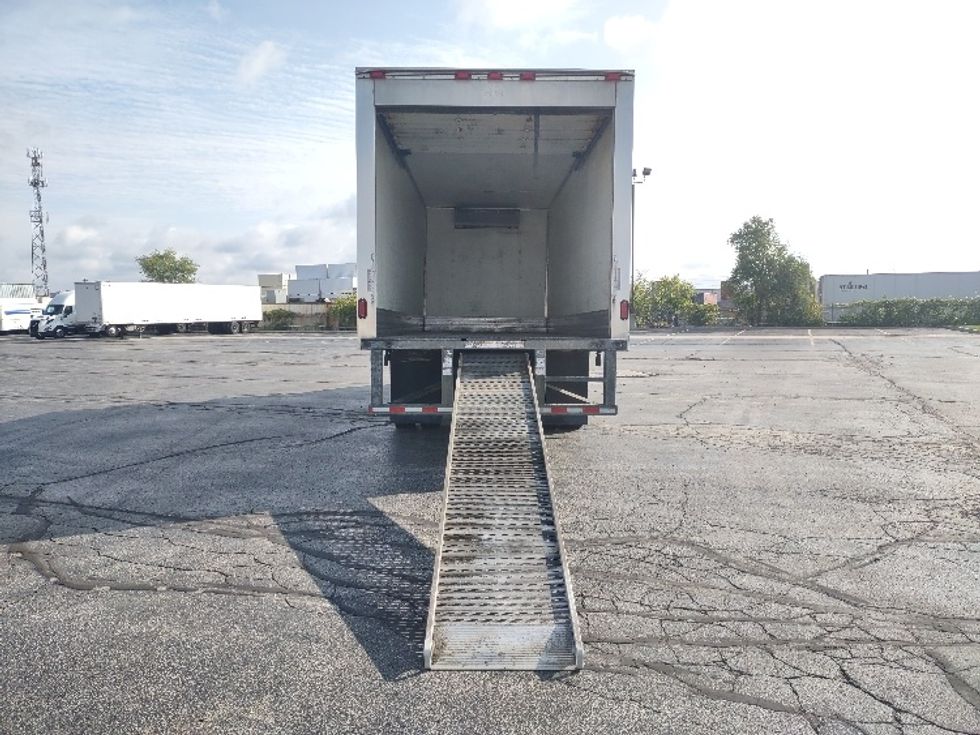 Refrigerated Truck-Light and Medium Duty Trucks-International-2020-MV607-Mississauga-ON-115,866\n\t\tkm-$ 83,000 - Image 9