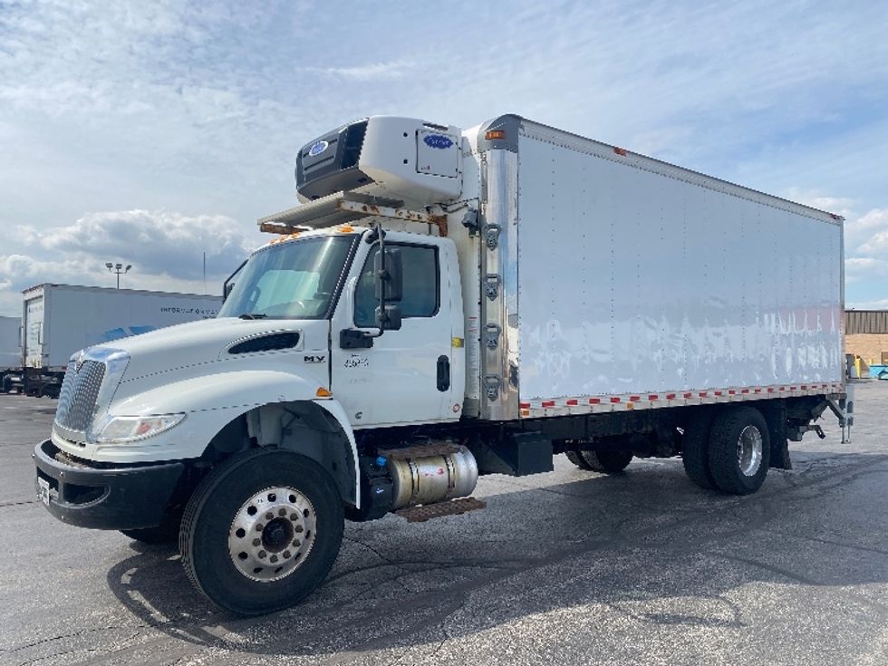 Refrigerated Truck-Light and Medium Duty Trucks-International-2020-MV607-Mississauga-ON-167,209\n\t\tkm-$ 77,250 - Image 3