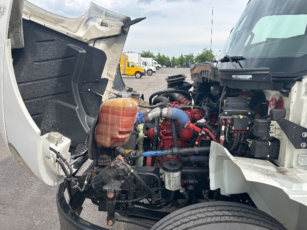 Refrigerated Truck-Light and Medium Duty Trucks-International-2020-MV607-Mississauga-ON-252,887\n\t\tkm-$ 62,500 - Image 24