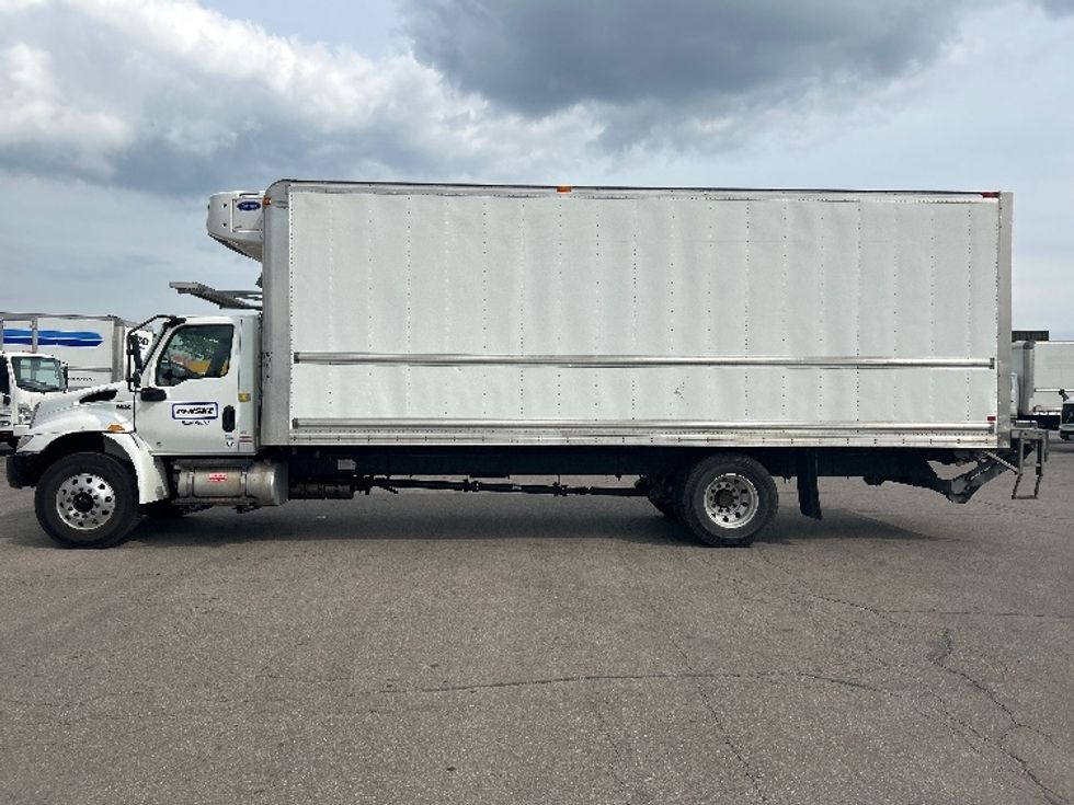 Refrigerated Truck-Light and Medium Duty Trucks-International-2020-MV607-Mississauga-ON-252,887\n\t\tkm-$ 62,500 - Image 4