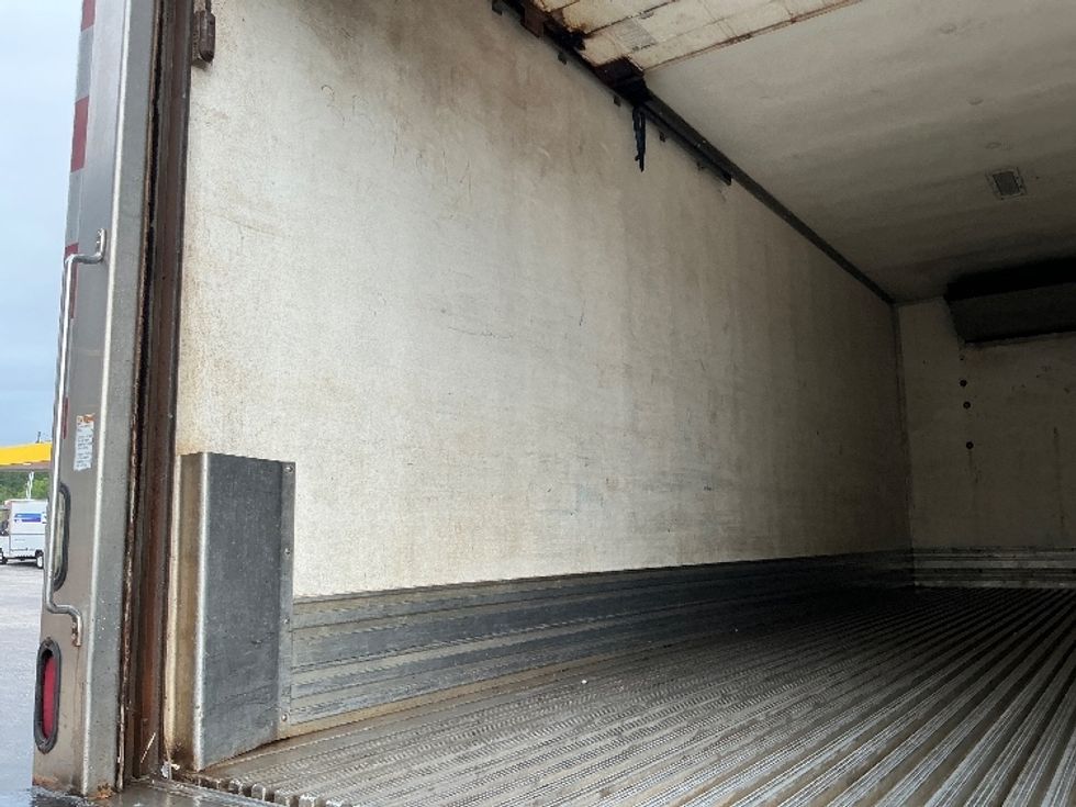 Refrigerated Truck-Light and Medium Duty Trucks-International-2020-MV607-Mobile-AL-253,150\n\t\tmiles-$ 32,000 - Image 11