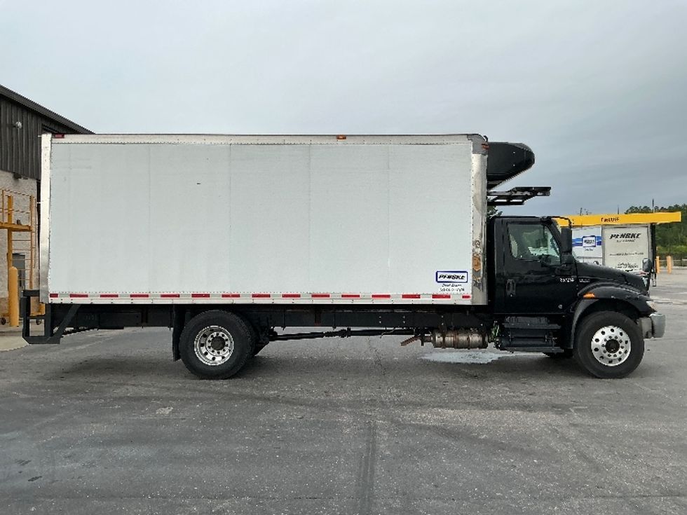 Refrigerated Truck-Light and Medium Duty Trucks-International-2020-MV607-Mobile-AL-253,150\n\t\tmiles-$ 32,000 - Image 15