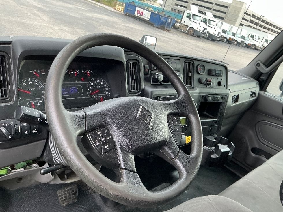 Refrigerated Truck-Light and Medium Duty Trucks-International-2020-MV607-Mobile-AL-253,150\n\t\tmiles-$ 32,000 - Image 17