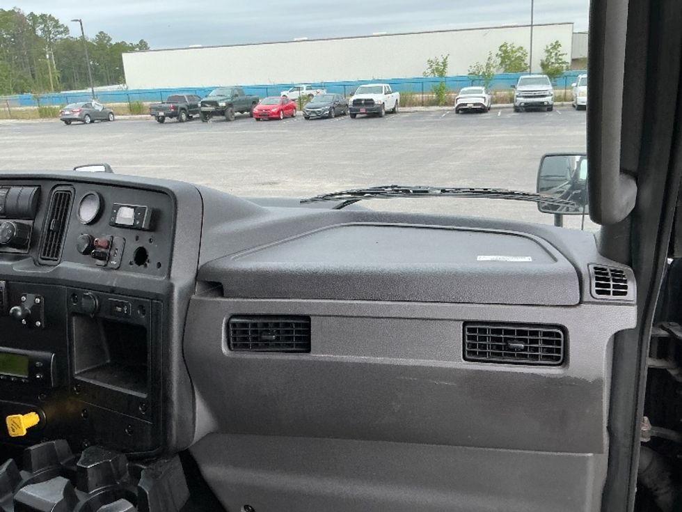 Refrigerated Truck-Light and Medium Duty Trucks-International-2020-MV607-Mobile-AL-253,150\n\t\tmiles-$ 32,000 - Image 21