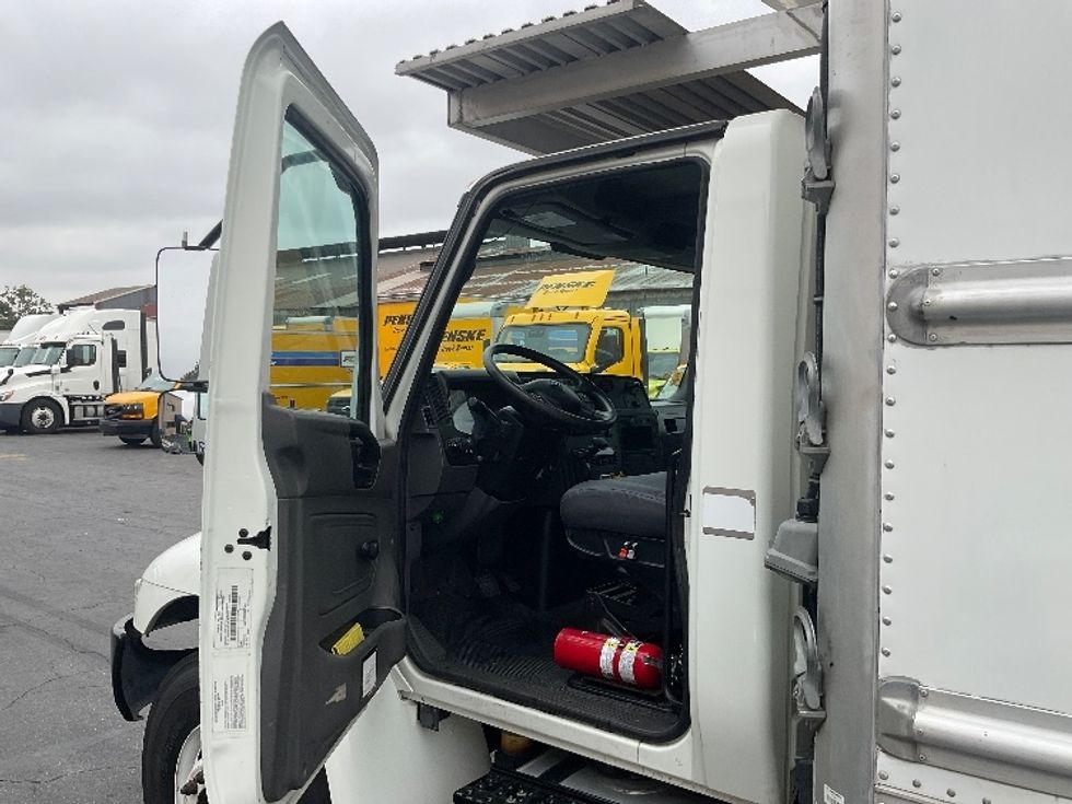 Refrigerated Truck-Light and Medium Duty Trucks-International-2020-MV607-Montebello-CA-150,250\n\t\tmiles-$ 68,250 - Image 13