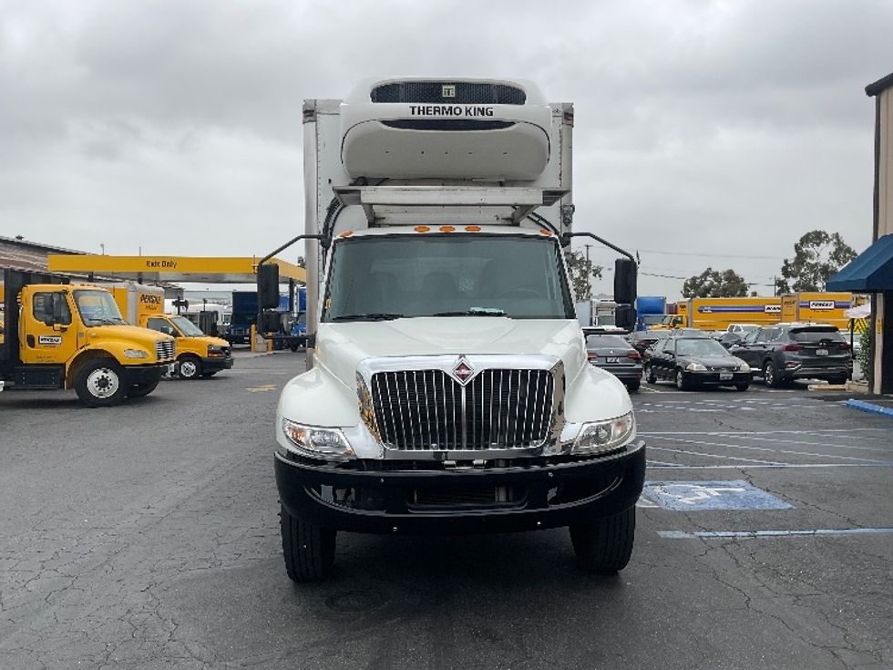 Refrigerated Truck-Light and Medium Duty Trucks-International-2020-MV607-Montebello-CA-150,250\n\t\tmiles-$ 68,250 - Image 2