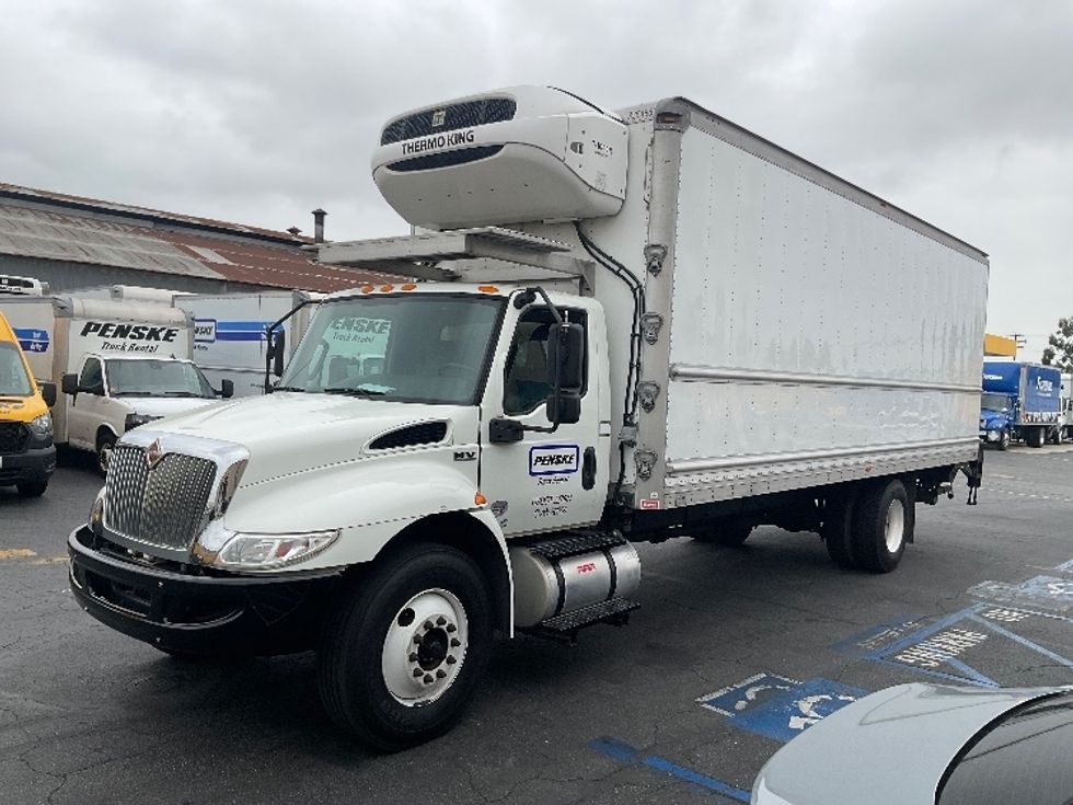 Refrigerated Truck-Light and Medium Duty Trucks-International-2020-MV607-Montebello-CA-150,250\n\t\tmiles-$ 68,250 - Image 3