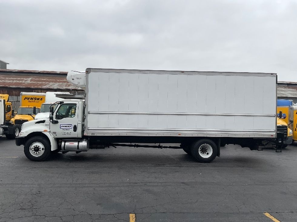 Refrigerated Truck-Light and Medium Duty Trucks-International-2020-MV607-Montebello-CA-150,250\n\t\tmiles-$ 68,250 - Image 4