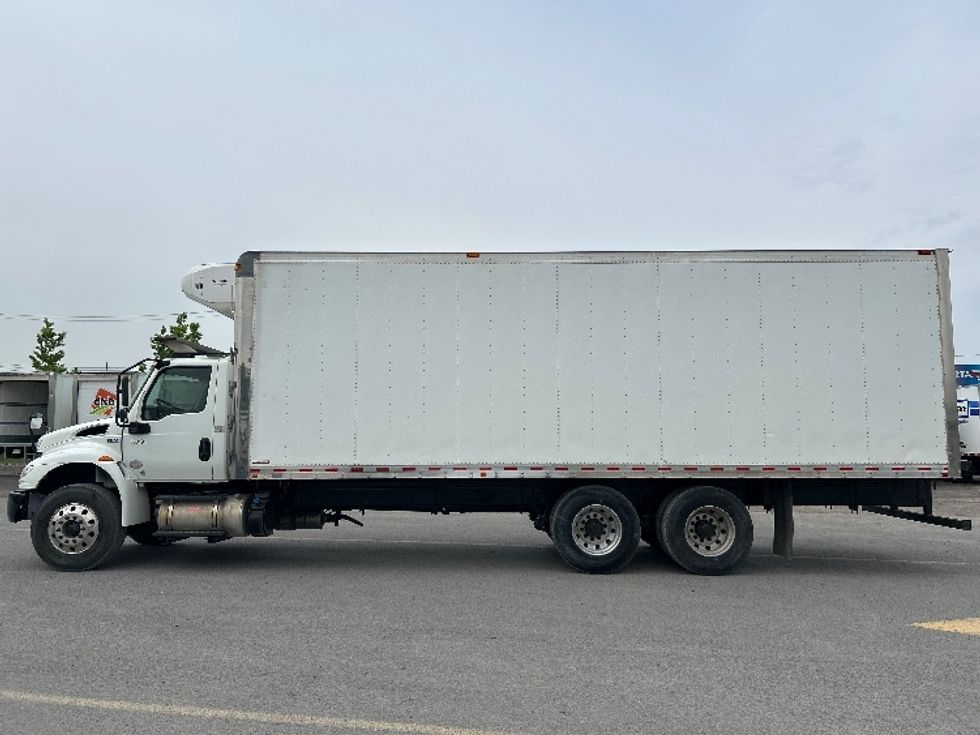 Refrigerated Truck-Light and Medium Duty Trucks-International-2020-MV607-Montreal-PQ-333,421\n\t\tkm-$ 67,000 - Image 4