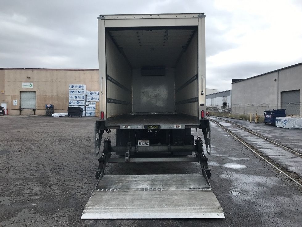 Refrigerated Truck-Light and Medium Duty Trucks-International-2020-MV607-National City-CA-139,928\n\t\tmiles-$ 61,000 - Image 8