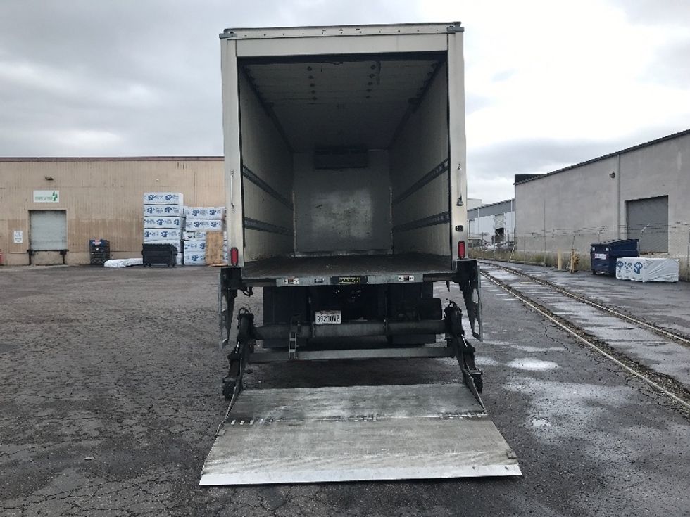 Refrigerated Truck-Light and Medium Duty Trucks-International-2020-MV607-National City-CA-139,928\n\t\tmiles-$ 61,000 - Image 9