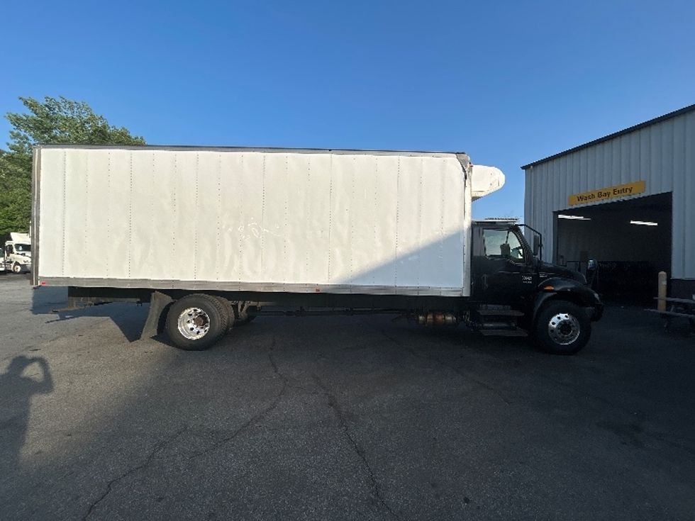 Refrigerated Truck-Light and Medium Duty Trucks-International-2020-MV607-New Bedford-MA-365,044\n\t\tmiles-$ 10,500 - Image 15