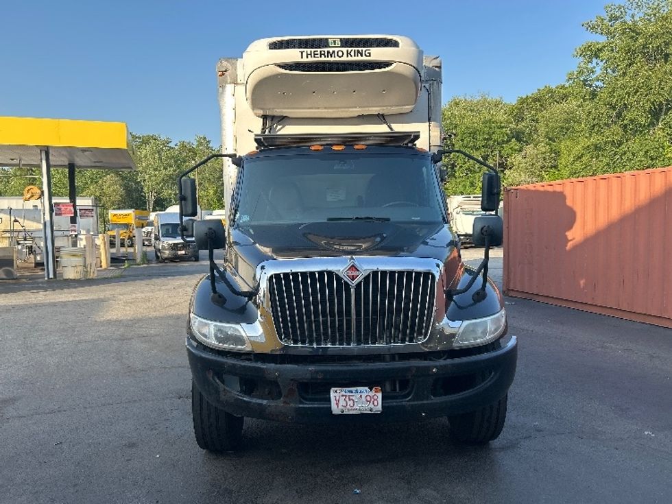 Refrigerated Truck-Light and Medium Duty Trucks-International-2020-MV607-New Bedford-MA-365,044\n\t\tmiles-$ 10,500 - Image 2