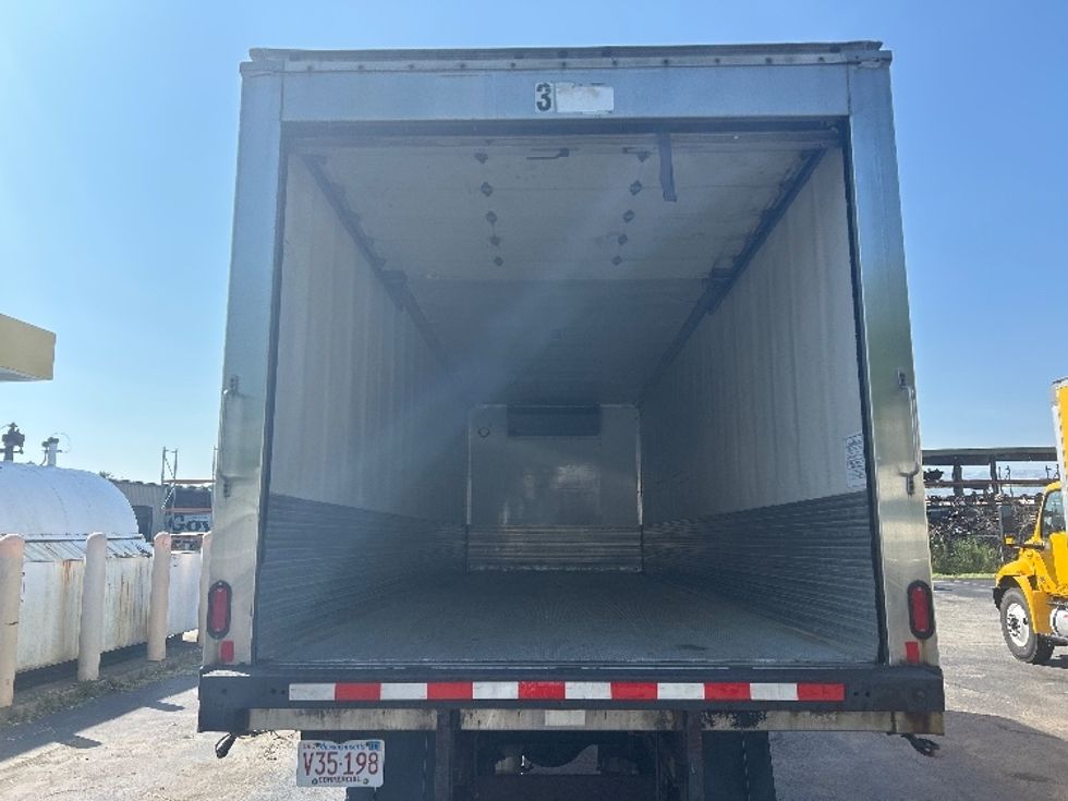 Refrigerated Truck-Light and Medium Duty Trucks-International-2020-MV607-New Bedford-MA-365,044\n\t\tmiles-$ 10,500 - Image 8