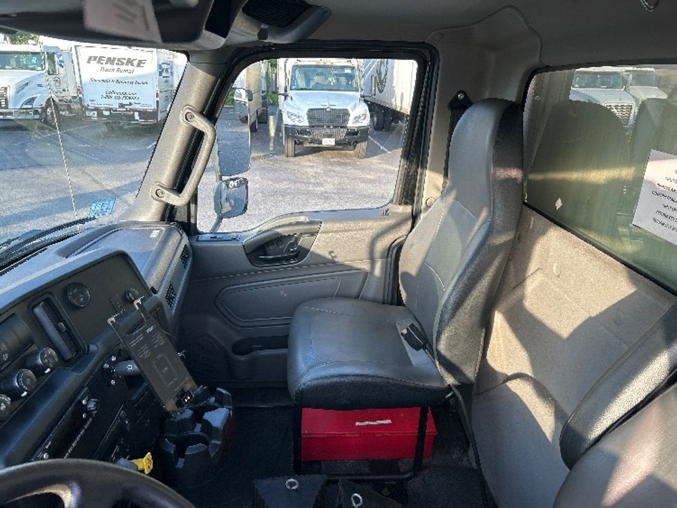 Refrigerated Truck-Light and Medium Duty Trucks-International-2020-MV607-New Bedford-MA-371,983\n\t\tmiles-$ 11,000 - Image 19