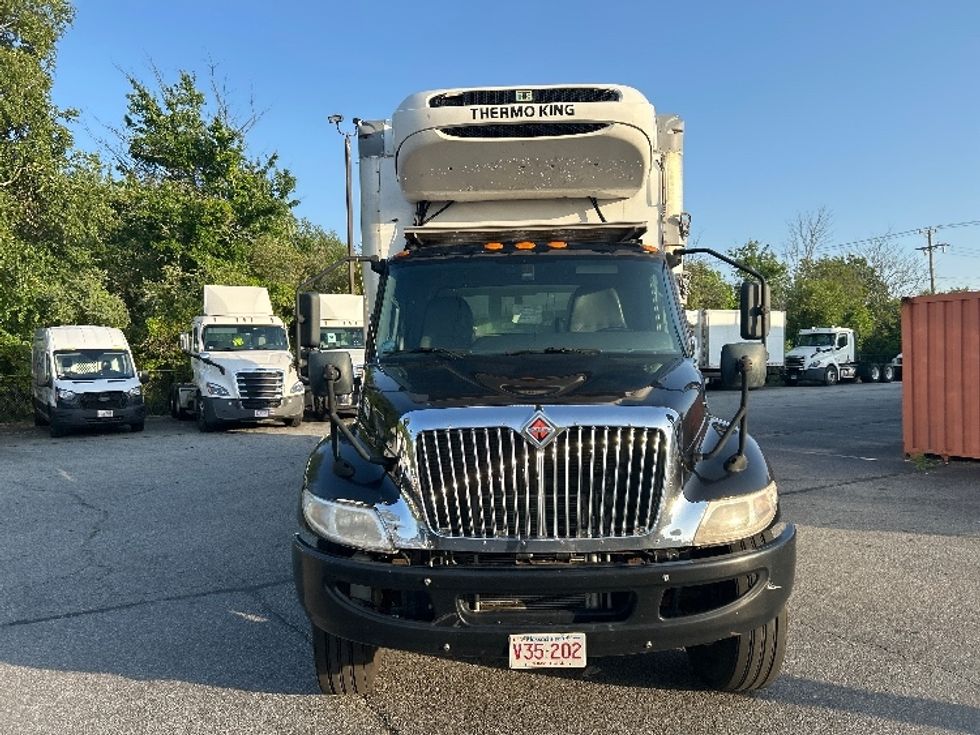 Refrigerated Truck-Light and Medium Duty Trucks-International-2020-MV607-New Bedford-MA-371,983\n\t\tmiles-$ 11,000 - Image 2