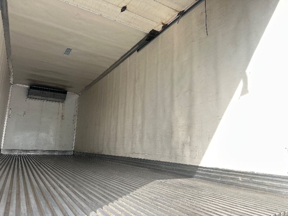 Refrigerated Truck-Light and Medium Duty Trucks-International-2020-MV607-New Castle-DE-128,531\n\t\tmiles-$ 57,000 - Image 11