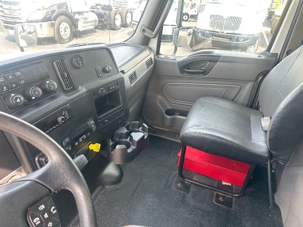 Refrigerated Truck-Light and Medium Duty Trucks-International-2020-MV607-New Castle-DE-128,531\n\t\tmiles-$ 57,000 - Image 18