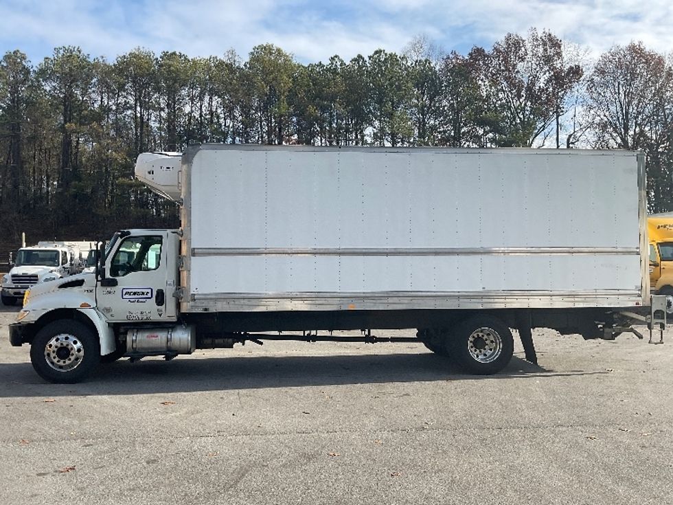 Refrigerated Truck-Light and Medium Duty Trucks-International-2020-MV607-Norcross-GA-221,014\n\t\tmiles-$ 67,500 - Image 4