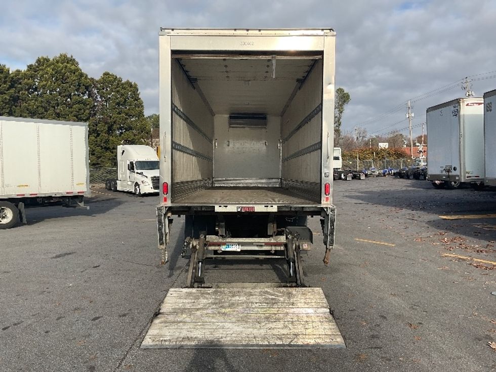 Refrigerated Truck-Light and Medium Duty Trucks-International-2020-MV607-Norcross-GA-221,014\n\t\tmiles-$ 67,500 - Image 9