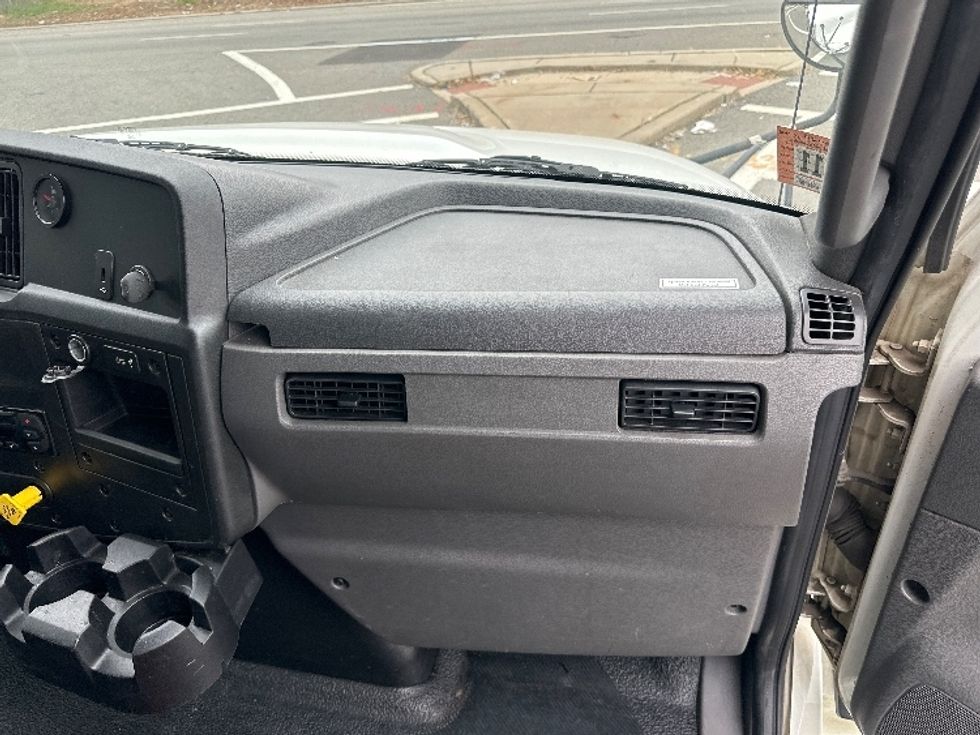 Refrigerated Truck-Light and Medium Duty Trucks-International-2020-MV607-North Bergen-NJ-107,695\n\t\tmiles-$ 56,500 - Image 21