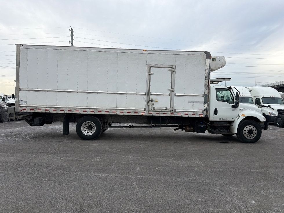 Refrigerated Truck-Light and Medium Duty Trucks-International-2020-MV607-North Bergen-NJ-172,909\n\t\tmiles-$ 51,750 - Image 15