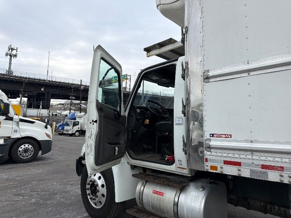 Refrigerated Truck-Light and Medium Duty Trucks-International-2020-MV607-North Bergen-NJ-172,909\n\t\tmiles-$ 51,750 - Image 16