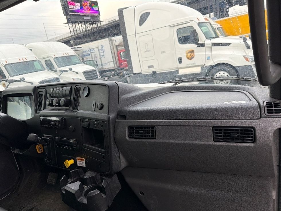Refrigerated Truck-Light and Medium Duty Trucks-International-2020-MV607-North Bergen-NJ-172,909\n\t\tmiles-$ 51,750 - Image 21