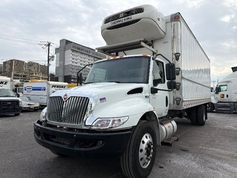 Refrigerated Truck-Light and Medium Duty Trucks-International-2020-MV607-North Bergen-NJ-172,909\n\t\tmiles-$ 51,750 - Image 26