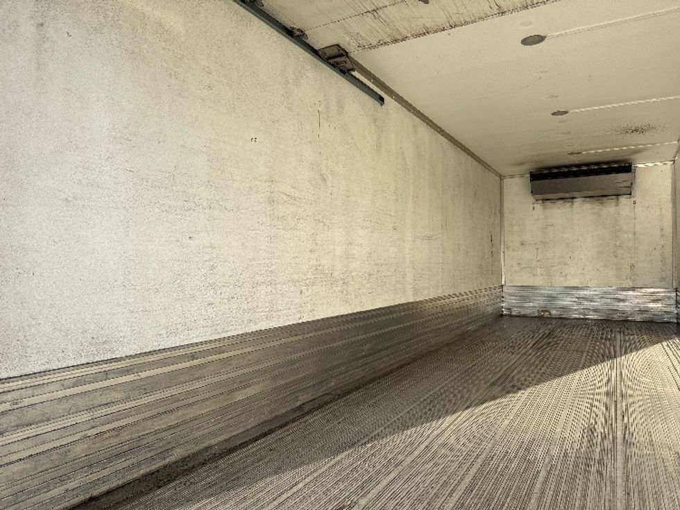 Refrigerated Truck-Light and Medium Duty Trucks-International-2020-MV607-North Bergen-NJ-197,003\n\t\tmiles-$ 46,000 - Image 11