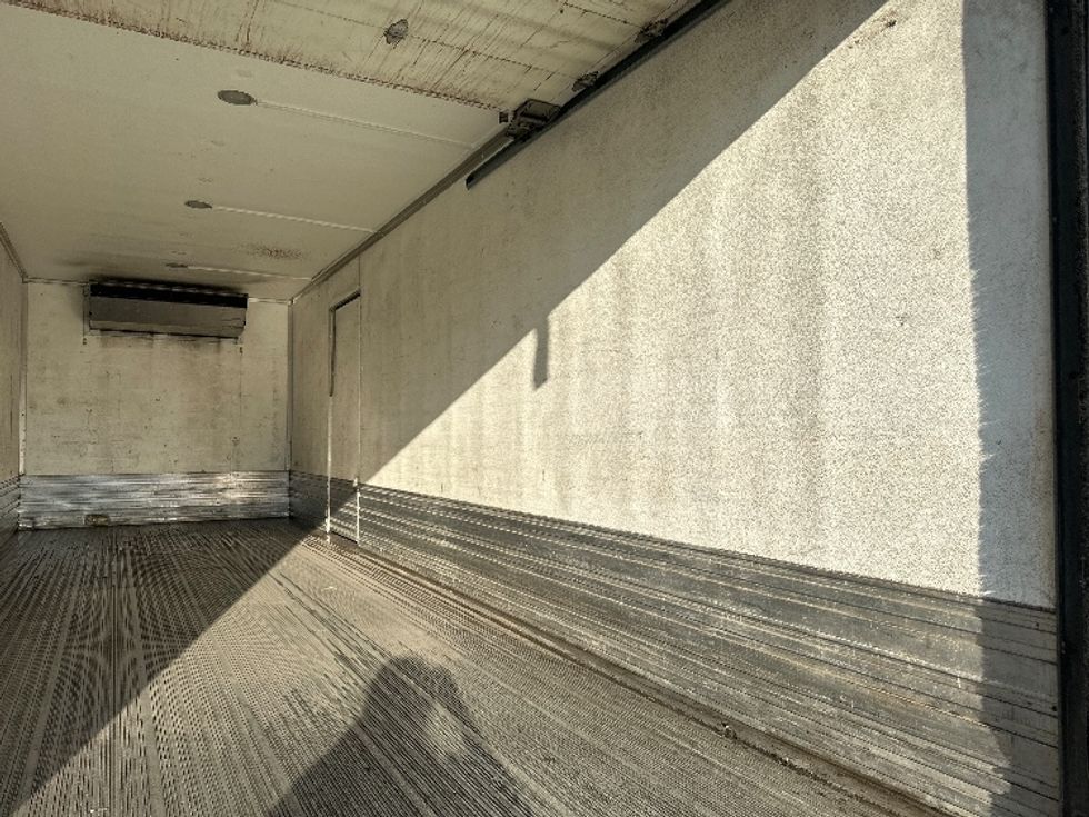 Refrigerated Truck-Light and Medium Duty Trucks-International-2020-MV607-North Bergen-NJ-197,003\n\t\tmiles-$ 46,000 - Image 12