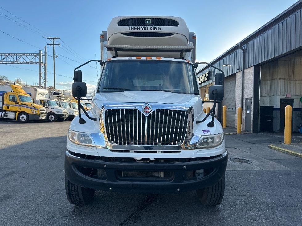 Refrigerated Truck-Light and Medium Duty Trucks-International-2020-MV607-North Bergen-NJ-197,003\n\t\tmiles-$ 46,000 - Image 2