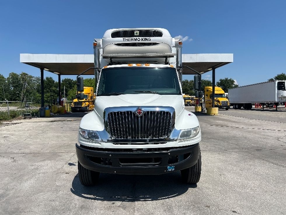 Refrigerated Truck-Light and Medium Duty Trucks-International-2020-MV607-Ocala-FL-177,357\n\t\tmiles-$ 61,000 - Image 2