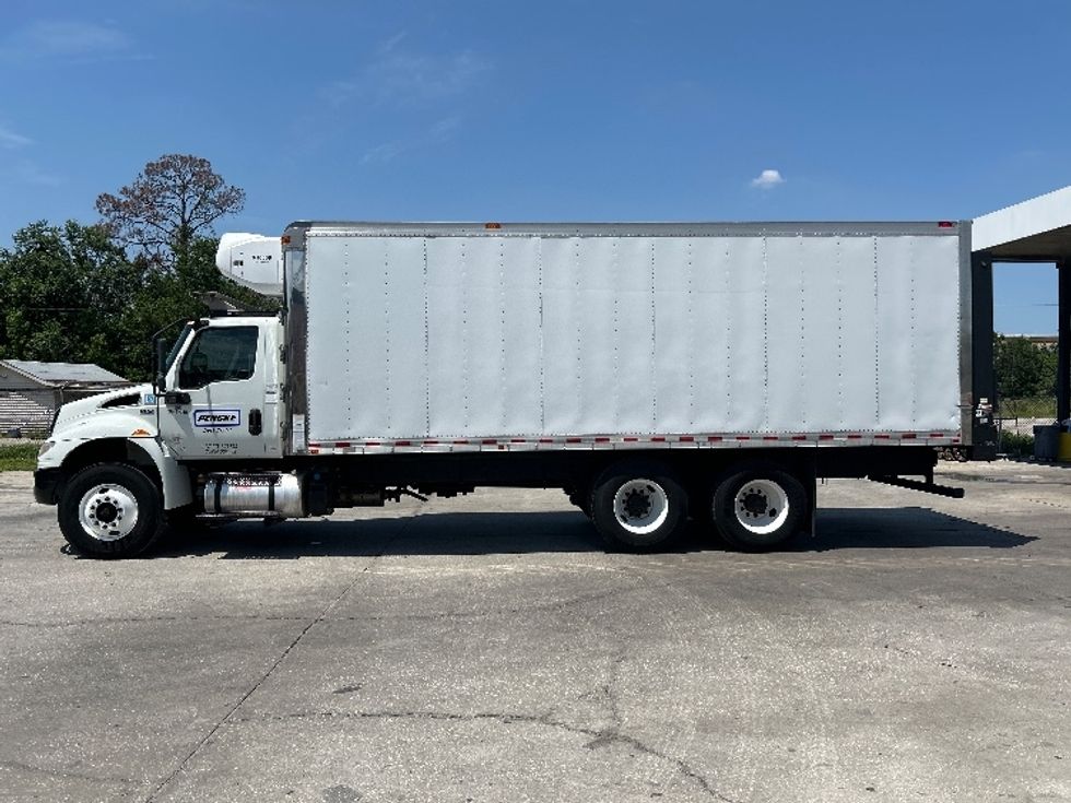 Refrigerated Truck-Light and Medium Duty Trucks-International-2020-MV607-Ocala-FL-177,357\n\t\tmiles-$ 61,000 - Image 4