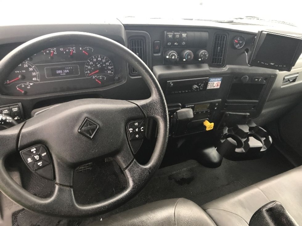 Refrigerated Truck-Light and Medium Duty Trucks-International-2020-MV607-Oklahoma City-OK-208,147\n\t\tmiles-$ 51,750 - Image 16